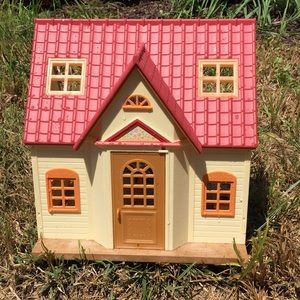 Calico critter house